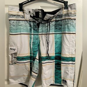 Reef Men’s board shorts, lined